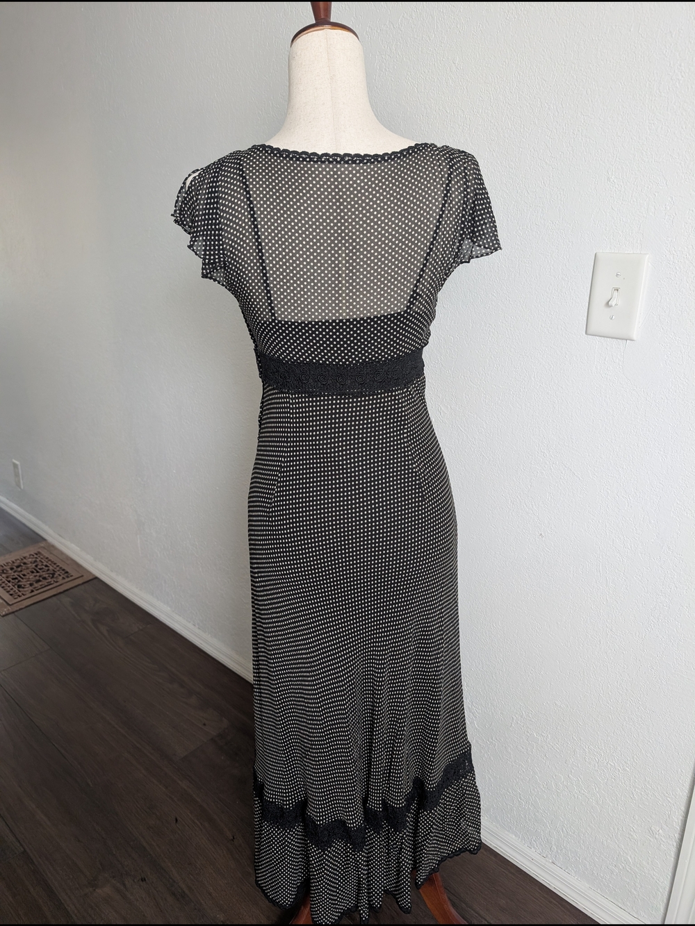 Silk Black and White Polka Dot V-Neck Maxi Dress - Picture 3 of 5